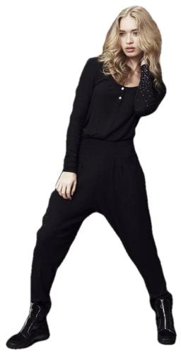 S'No Queen Lesiure Onesie